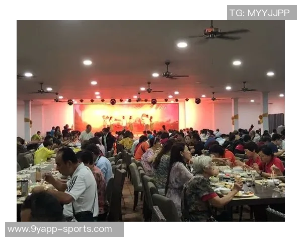 卡里克谈训练氛围积极向上团队正在朝着正确方向努力前行